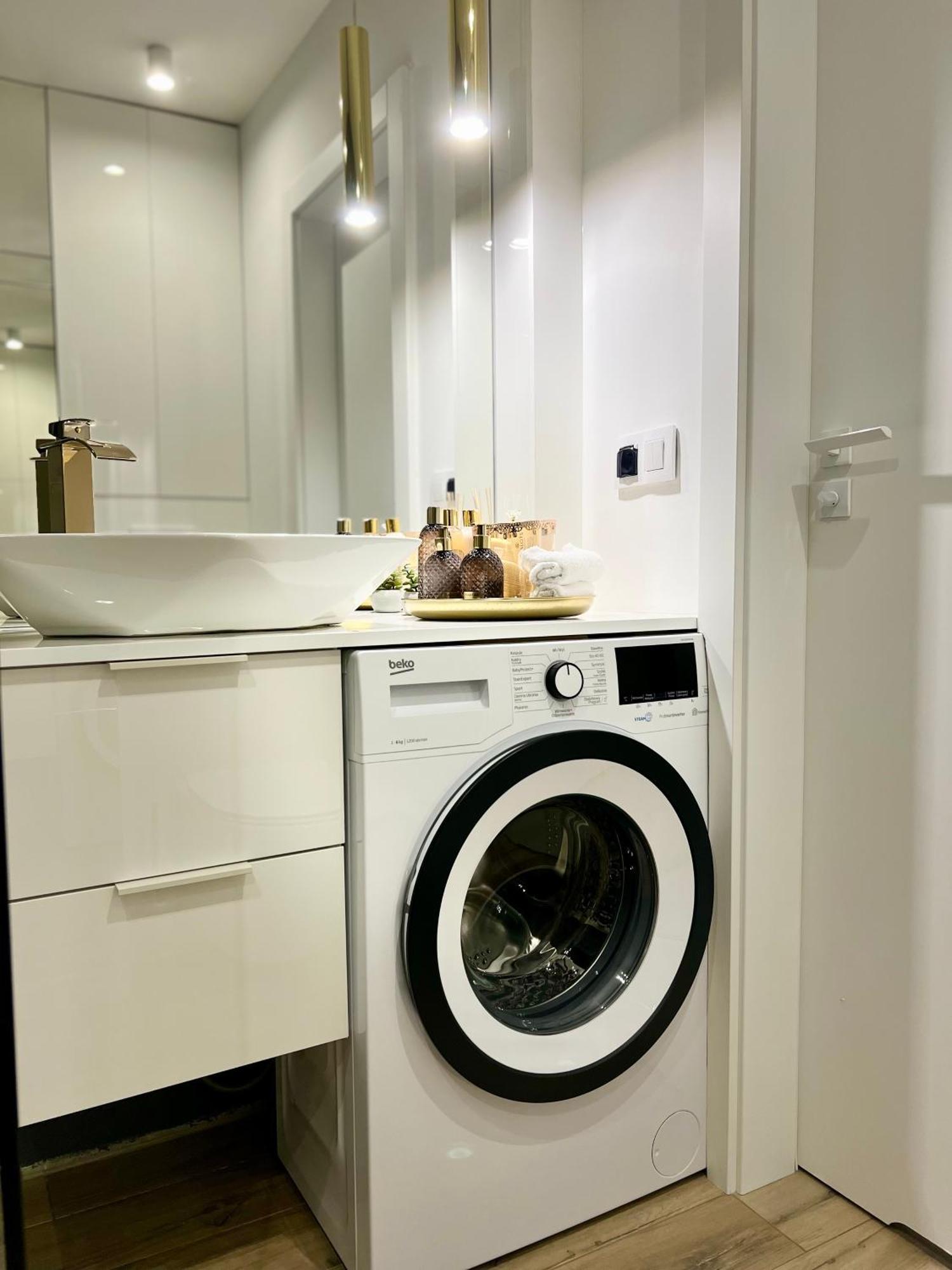 M&S Lux Apartments Kochanowskiego 우치 외부 사진