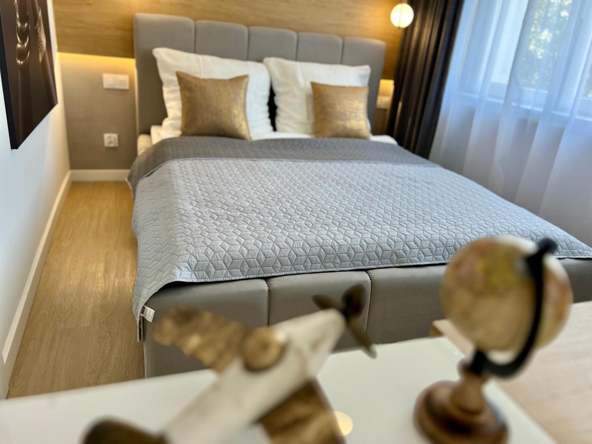 M&S Lux Apartments Kochanowskiego 우치 외부 사진